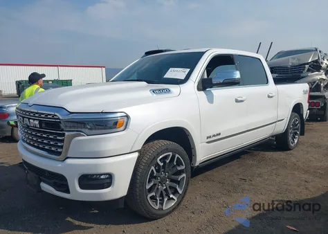 2025 Ram 1500 Limited 4X4 6'4 Box z USA, uszkodzony, nr VIN 1C6SRFPP2SN725519